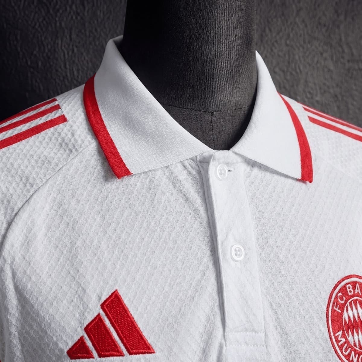 2025/26 Bayern Munich Training White Polo S-XXL detalj 5