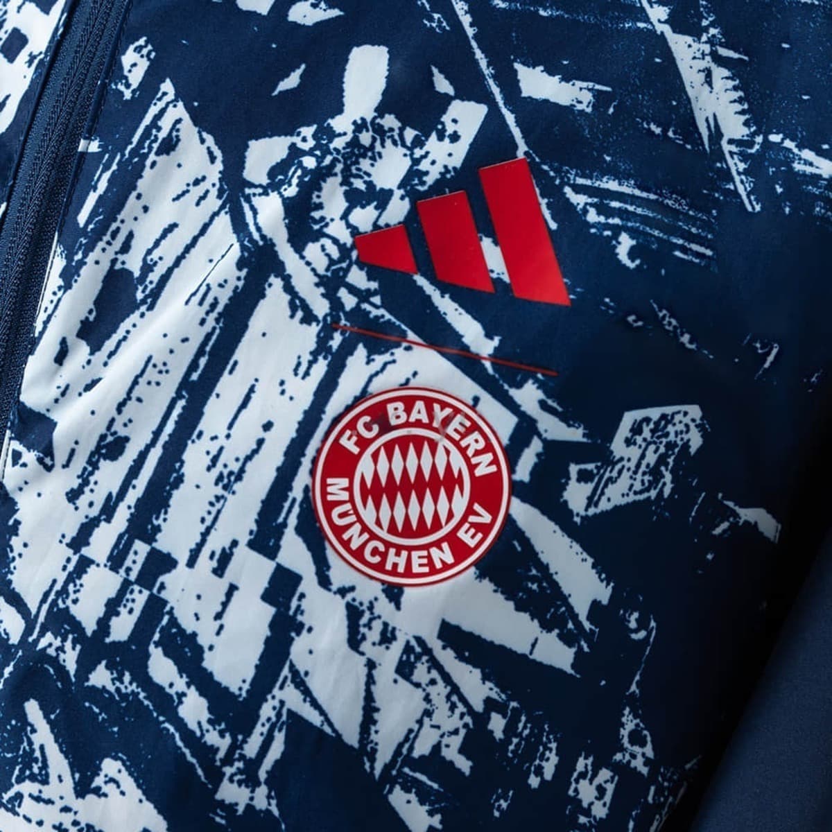 2025/26 Bayern Munich Royal Blue ReverSible Windbreaker S-3XL detalj 4