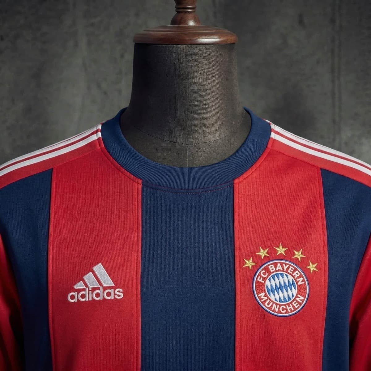 2025/26 Bayern Munich Long Sleeve Red & Cyan Sweatshirt M-3XL detalj 4