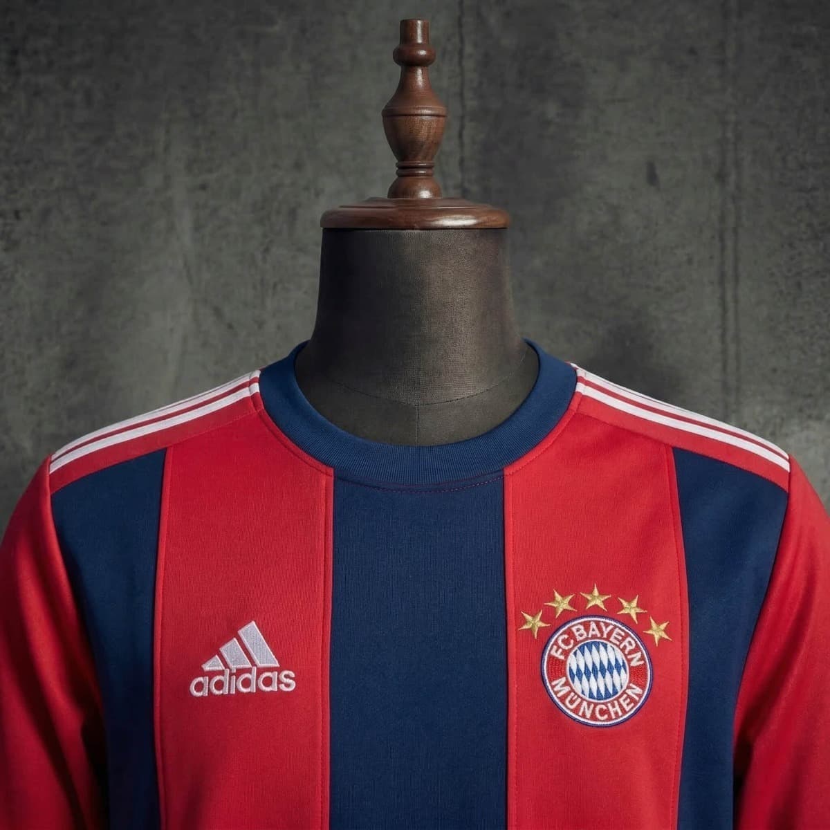 2025/26 Bayern Munich Long Sleeve Red & Cyan Sweatshirt M-3XL detalj 6
