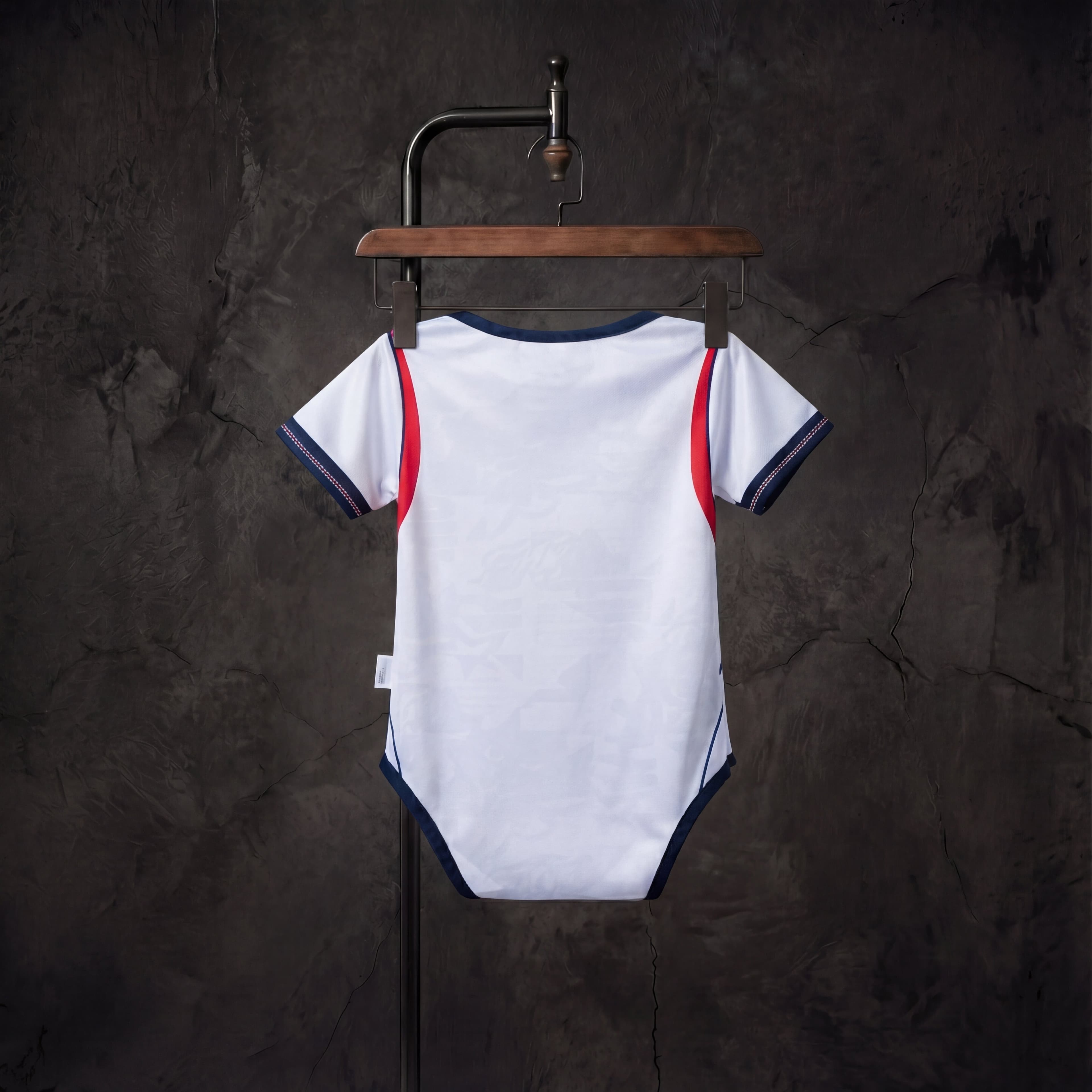 England 2026 World Cup Home Baby Jersey 9-12 detalj 2