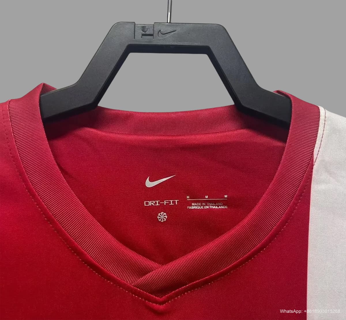 2010 Serbia Home Retro Soccer jersey detalj 5