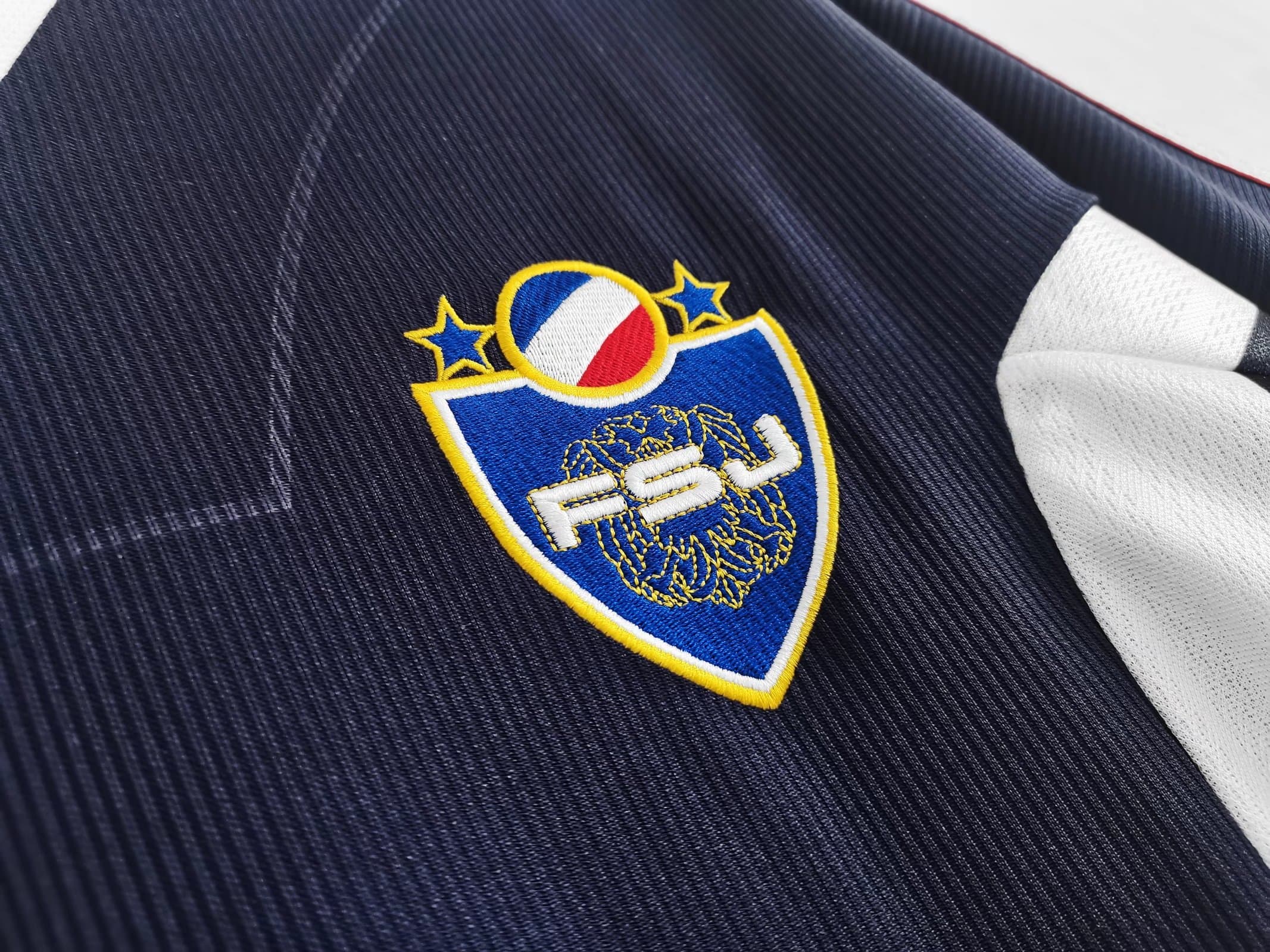 1998 Yugoslavia Home Retro Soccer Jersey detalj 6