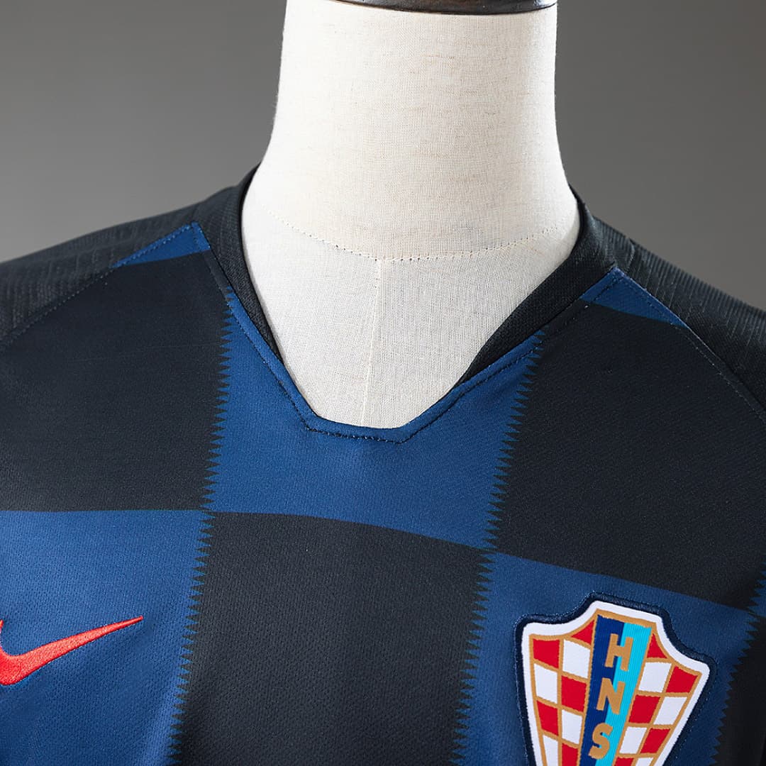 2018 Croatia Away Retro Soccer Jersey detalj 2