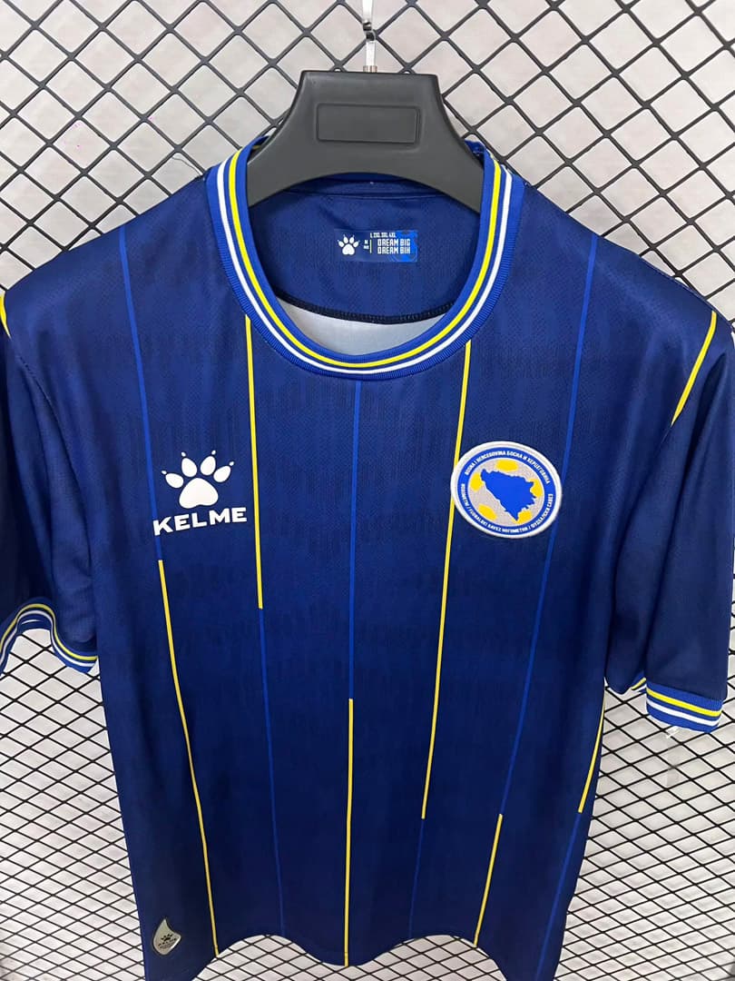 2026 Bosnia and Herzegovina Home Soccer Jersey detalj 4