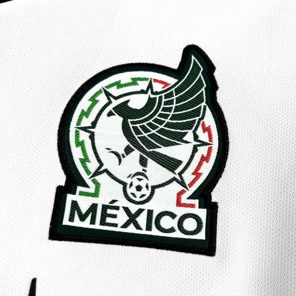 2026 Mexico Special Edition Aztec White Black Soccer Jersey detalj 6