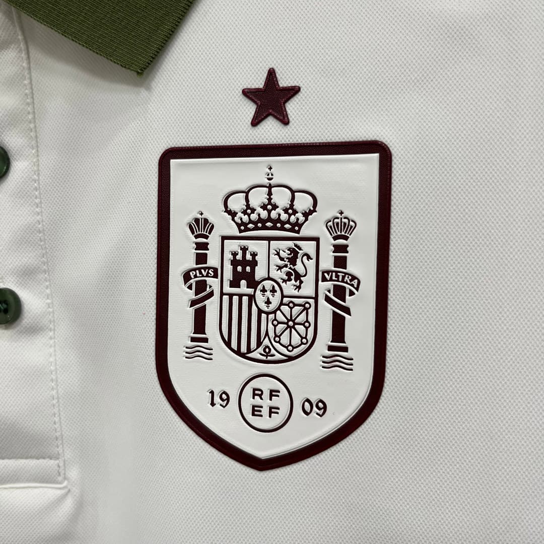 2026 Spain White Dark Green Red Polo detalj 5