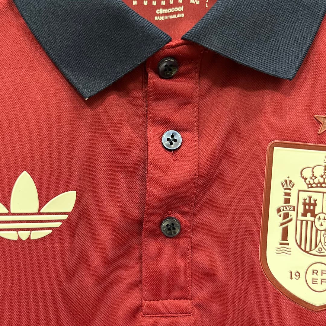 2026 Spain Red Navy Polo detalj 7