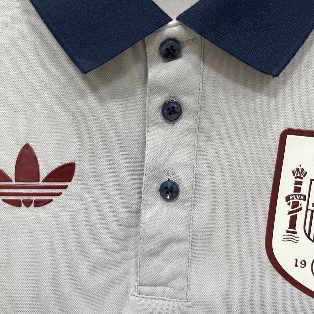 2026 Spain Grey Navy Red Polo detalj 7