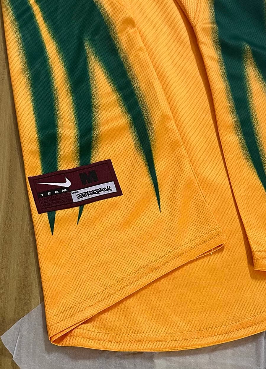 2026 Brazil x Scott Cactus Jack Total 90 Yellow Retro Soccer Jersey detalj 5