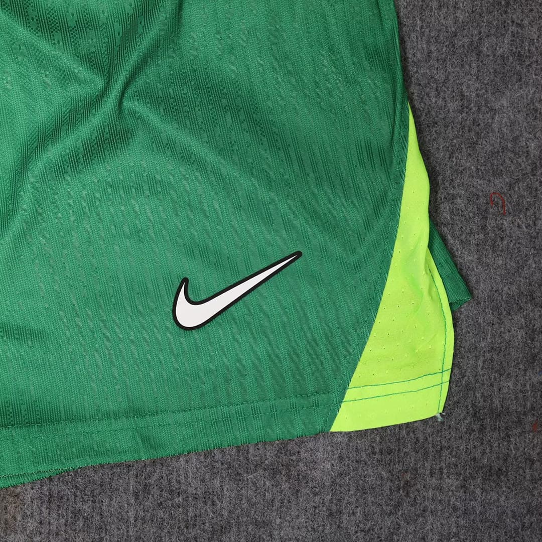2026 Nigeria Home Soccer Shorts detalj 2