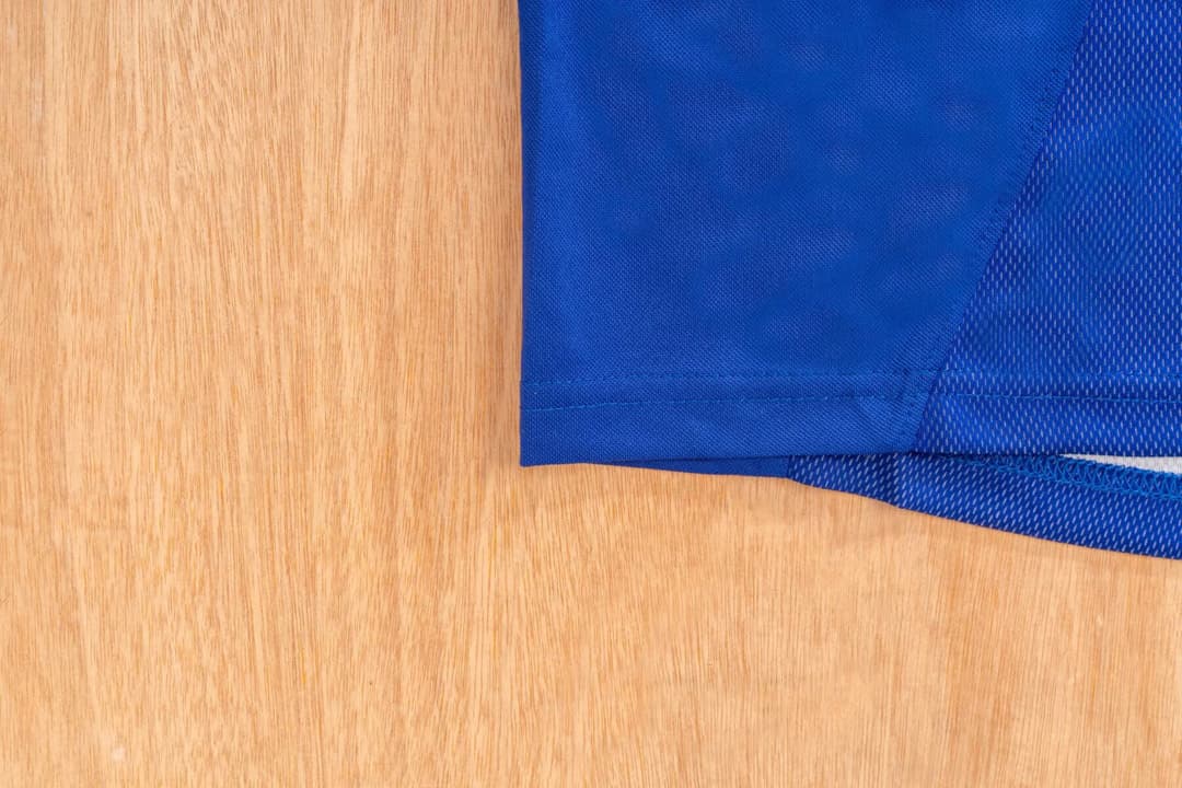 2002 Japan Home Retro Soccer Jersey detalj 3