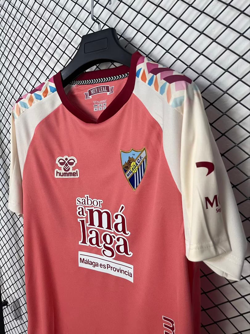 26/27 Malaga Away Soccer Jersey detalj 2
