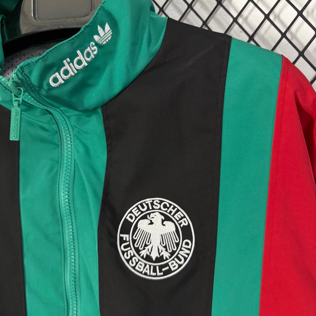 2026 Germany World Cup EQT Green Windbreaker detalj 4